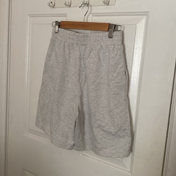 OAK + FORT baggy high waisted sweat shorts - Picture 2 of 4